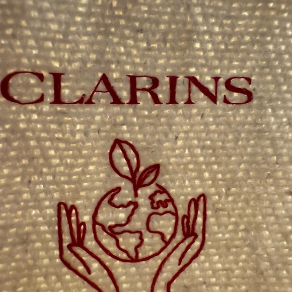 Clarins Cream Cosmetic Bag with Subtle Logo - Picture 2 of 2